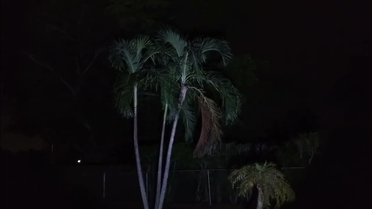 GOREIT G1476 THE BEST FLASHLIGHT FOR THE $$$$$ - YouTube