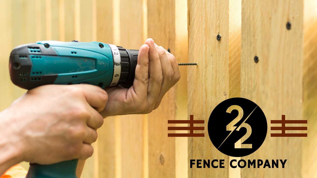 Should I Repair Or Replace My Fence? | 22 Fence Company