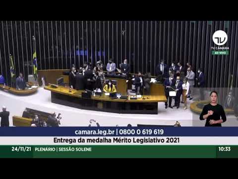 Thomas Law recebe Medalha Mérito Legislativo em Brasília