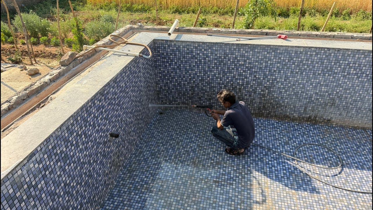 Swigging Pool Swinging pool cleaning ideas 💡 - YouTube