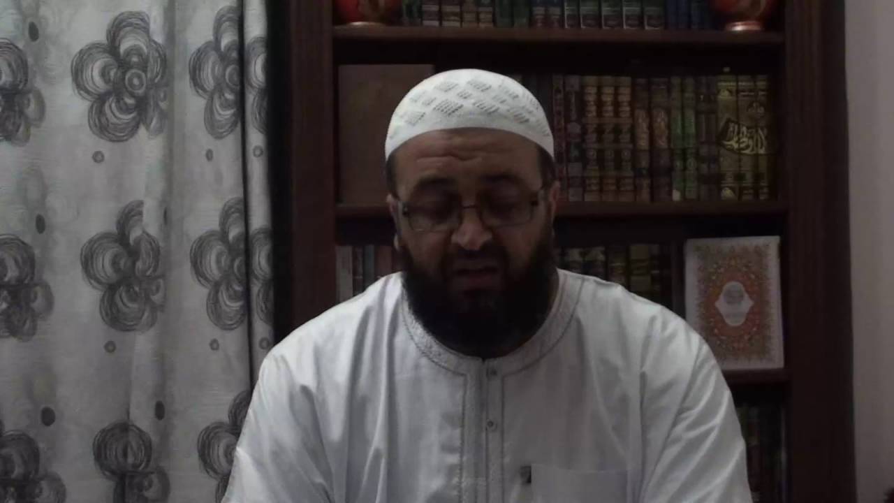 تعليق حول أخذ أئمة التراويح مبالغ مالية مقابل قراءتهم