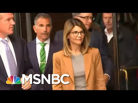 Loughlin, Giannulli To Plead Guilty To Conspiracy Charges In College Admissions Scandal | MSNBC