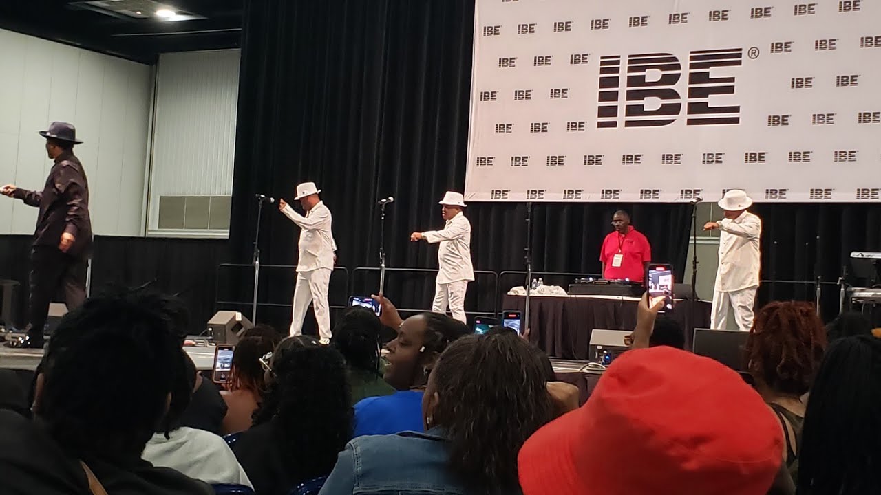 R & b group Troop at the Indiana black expo 2023 pt 2 - YouTube