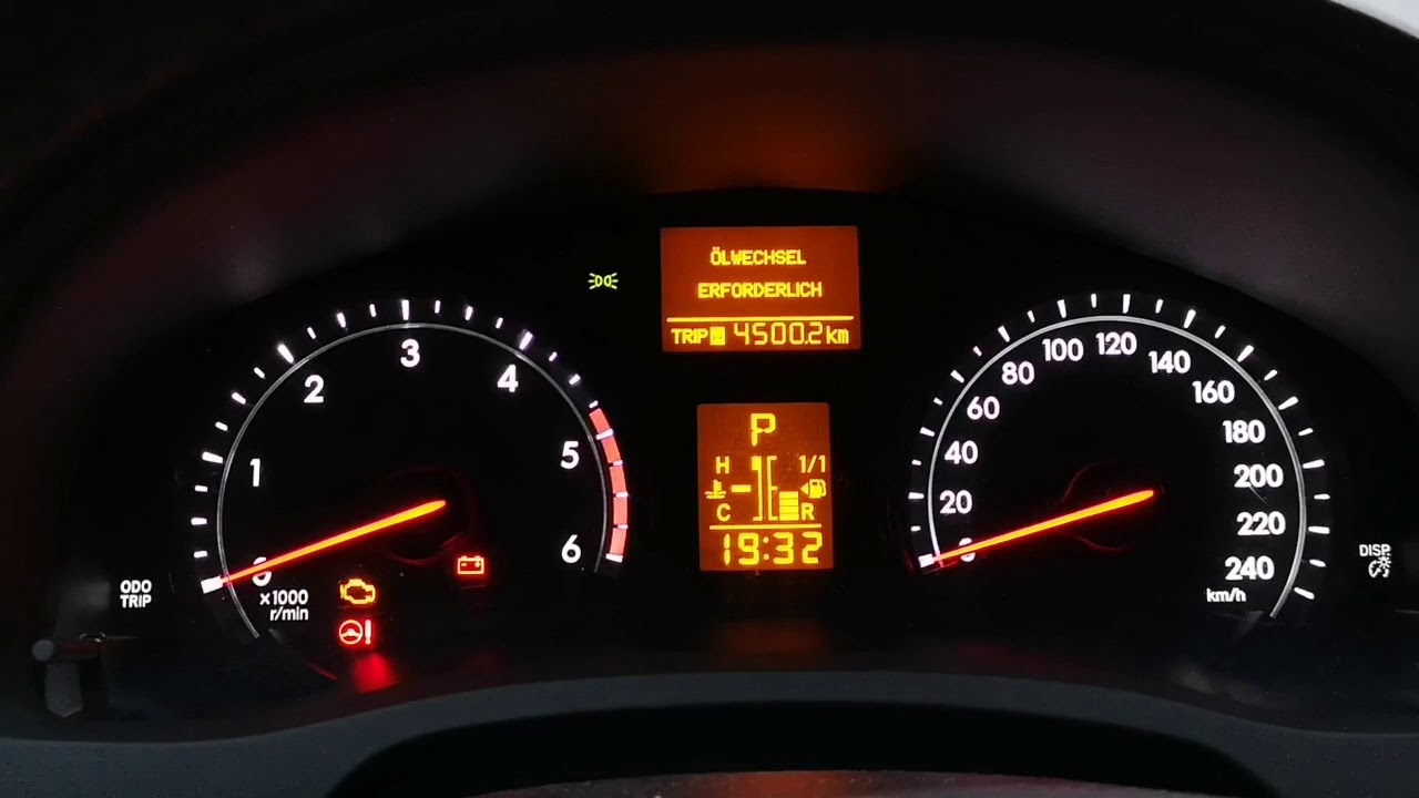 Toyota Avensis T27 Ölwechsel Zähler Serviezähler