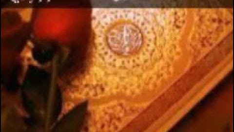 اسامه الجبوري يقلد القارئ الشيخ محمد ايوب امام الحرم المدني الشريف