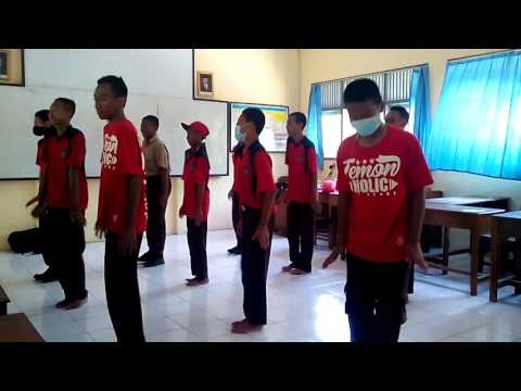 SMK N 2 WONOGIRI Senam Invoen Polka ( TKR A)
