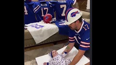 Baby does bills mafia table break!