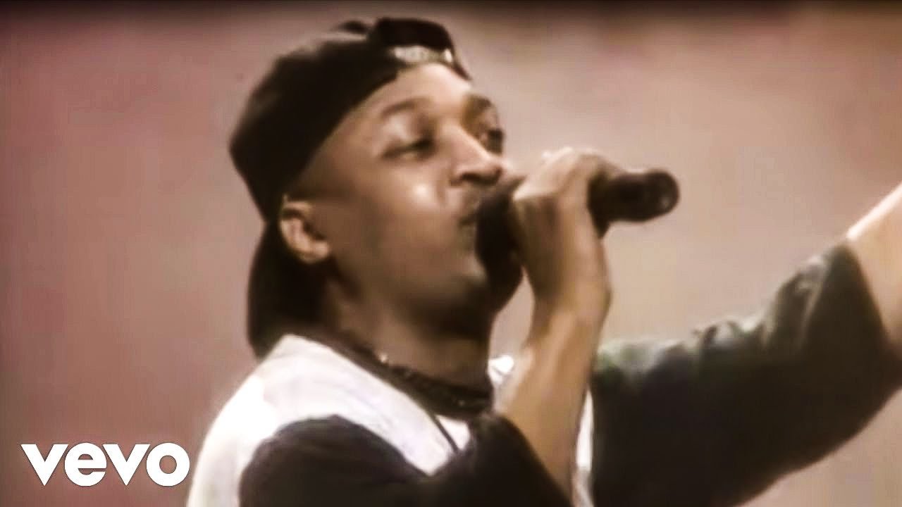 Public Enemy - Buck Whylin (Live from Showtime at the Apollo)