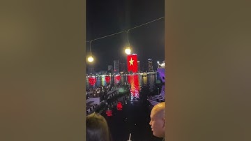 Cầu  Rồng  Đà Nẵng Phun lửa - phun Nước  Sông Hàn.