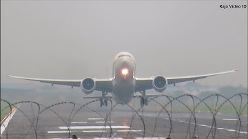 Take Off Boeing 777-300 Saudi Arabian di Bandara Internasional Soekarno Hatta Jakarta