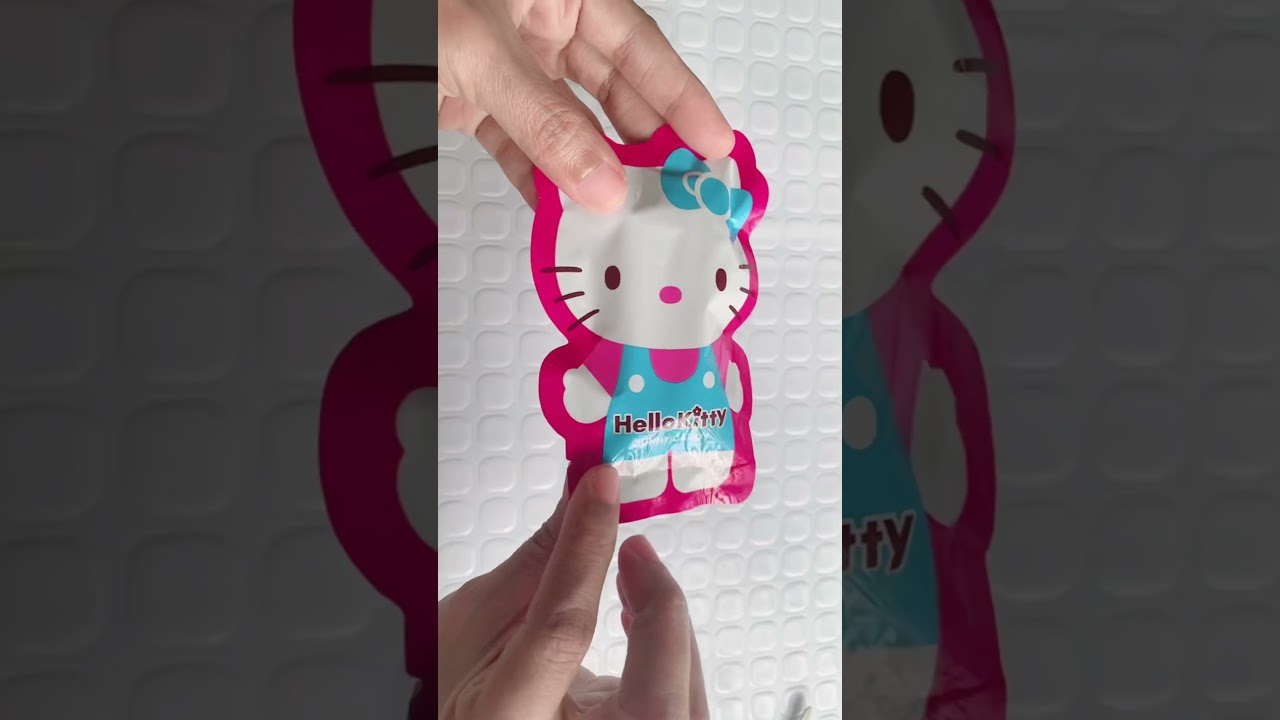 HELLO KITTY GUMMY