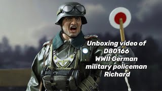 Unboxing video of D80166 WWII German military policeman Richard