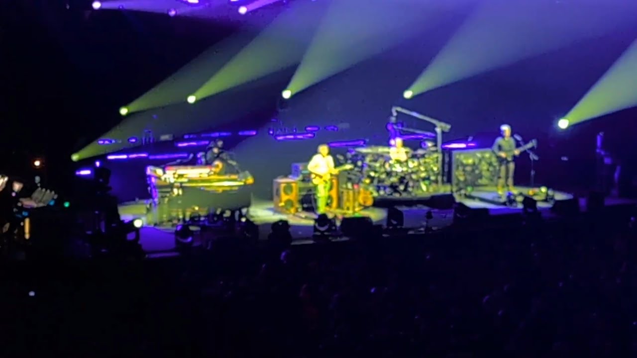 Phish // Everything's Right // 4.20.25 // Moda Center // Portland, Or.