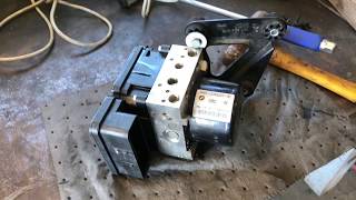 My New ABS/DSC Pumps is Already Bad...! DSC Motor Replacement DIY