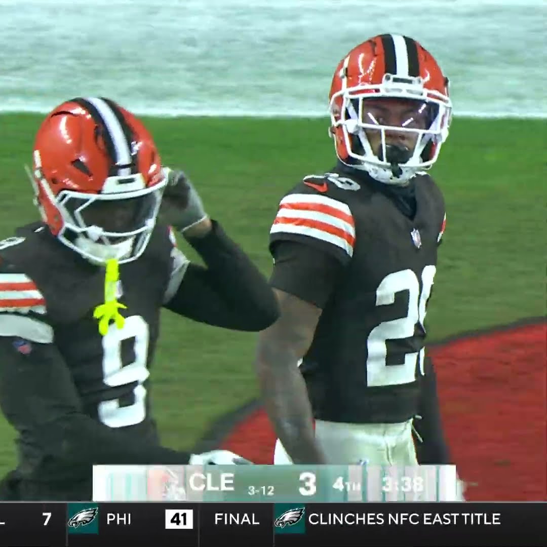 Jonnu Smith catches for a 7-yard Touchdown vs. Cleveland Browns