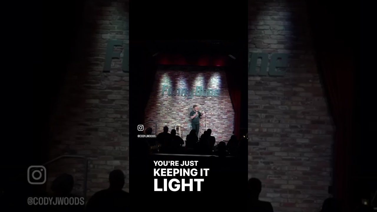 Грубый болтливый стол 