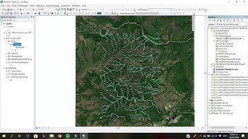 CÓMO CREAR UNA GEODATABASE EN ARCGIS