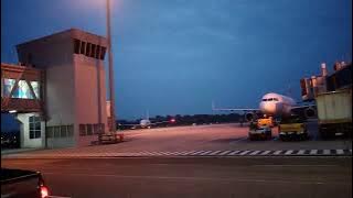 pesawat parkir,dan lion air push back #fyp #aviation #lionair #citilink #sorotan