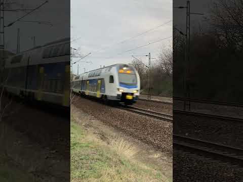 MÁV-START KISS száguld