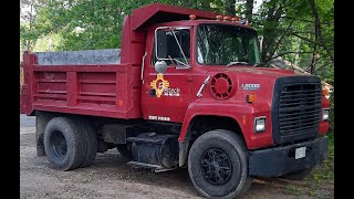 L8000 Dump Truck Maintenance