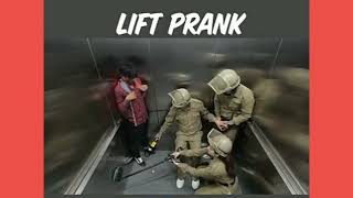 Lift prank 🤣🤣🤣 || Bom hai lift me prank 🤣|| Rjnaved #viral #shorts #funnyvideo