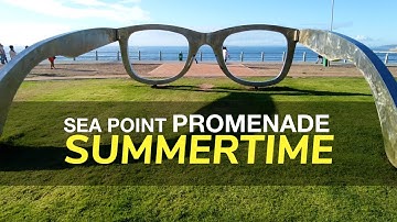 Summertime at the Sea Point Promenade