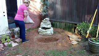 Setting Up A Small Pond With Fountain And Aquatic Plants #ponds #aquaticecosystem #design