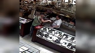 Video shows jewelry store owner fighting with would-be robber in Hollywood
