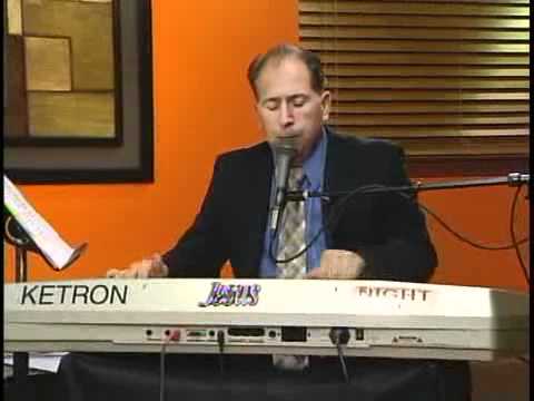 عارفين الى عمل شمس وقمر وكل الدنيا