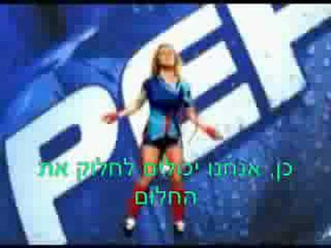 וִידֵאוֹ: בריטני ספירס דרשה תשומת לב מתחת לתמונה בבגד ים ומעריצים מבולבלים