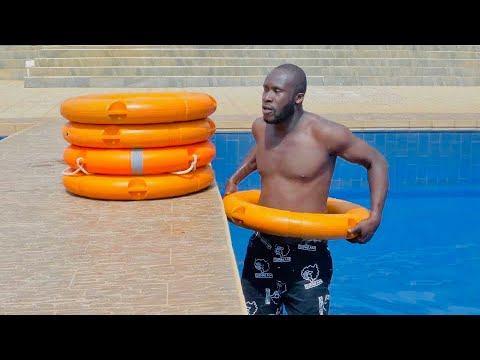 Video: Itakda ang iyong talaan sa swimming pool ng Olympic Stadium