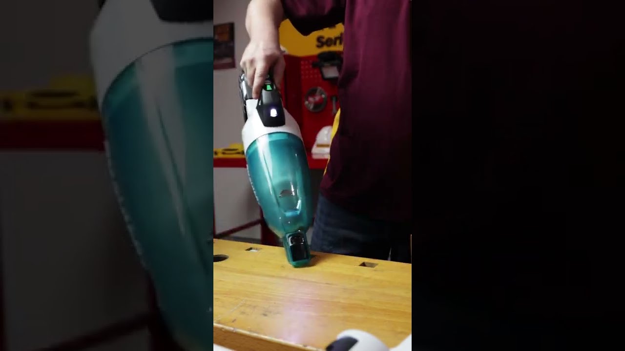 Makita 40V Max Brushless Stick Vacuum