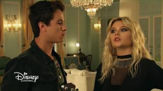 Full Hd Ámbar Celosa De Simón Y Luna. Simón Le Da Un Beso En La Mejilla - Cap 10