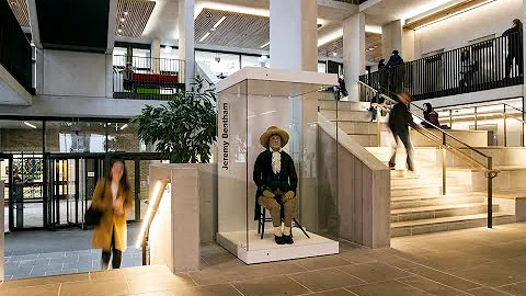 How do you move Jeremy Bentham's Auto-icon?