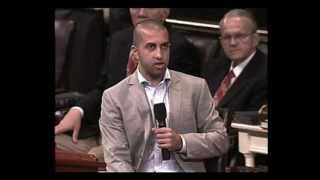 Mosab Hassan Yousef  Son of Hamas leader becomes a Christian