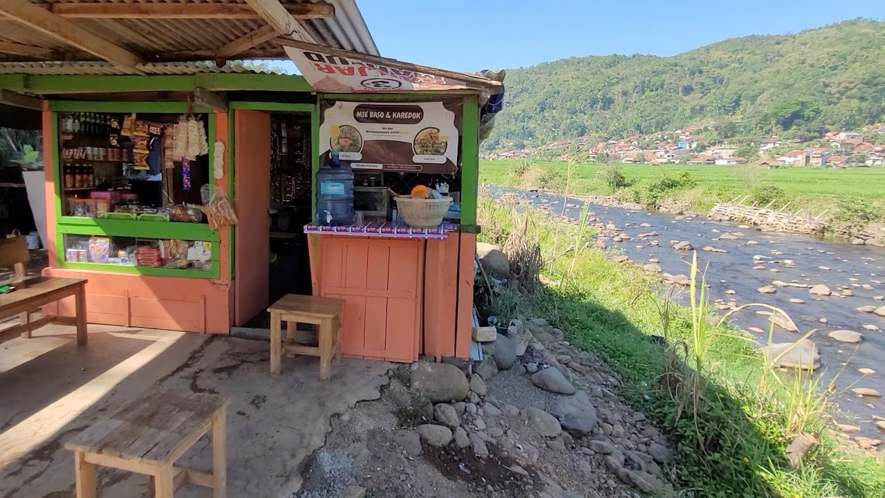 Warung Kopi Pinggir Sungai ‼️ Tempat Ngopi Paling Syahdu Di Sumedang, Alam Indah Airnya Melimpah