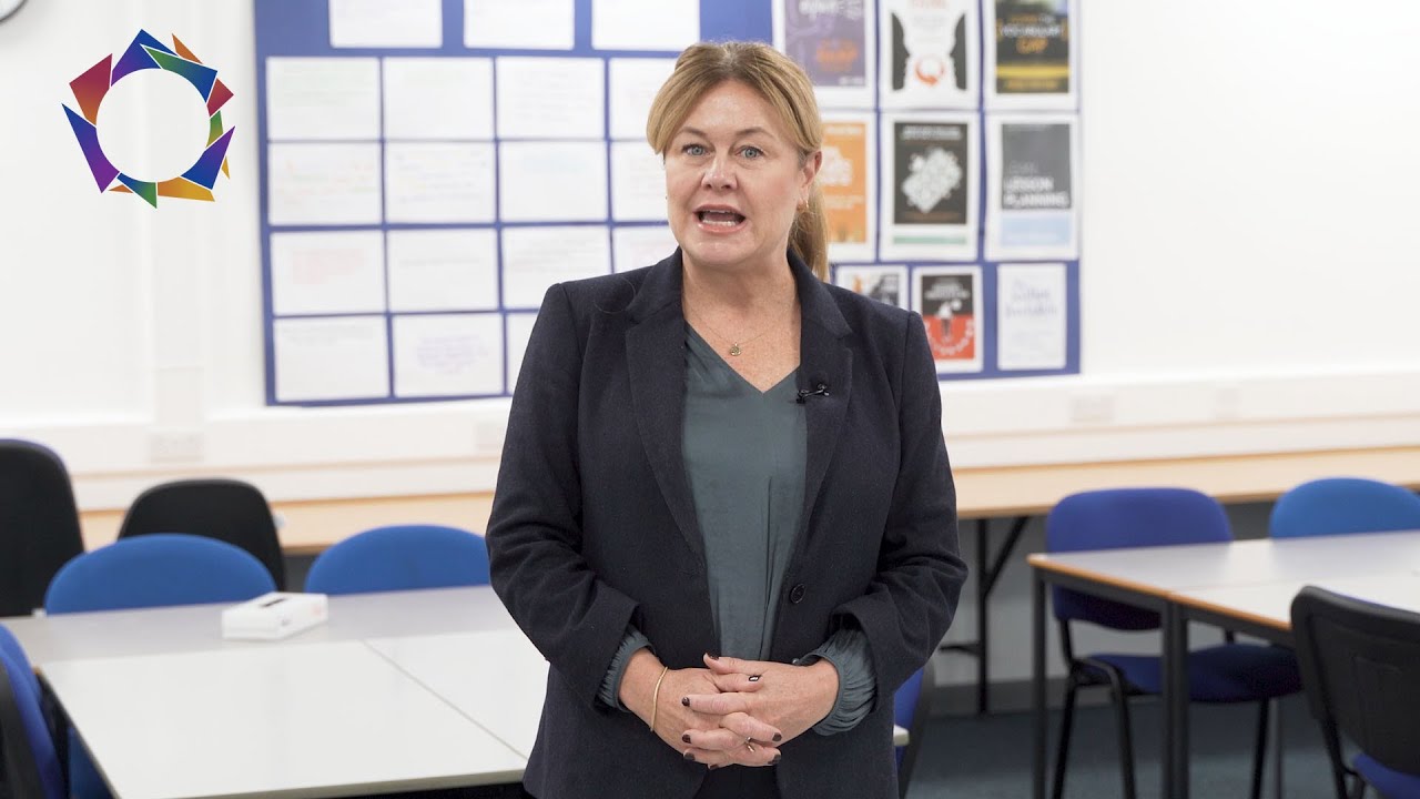 Cognitive science in the classroom : Designing knowledge organisers to reduce cognitive demands.