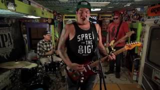 Video thumbnail of "SUBLIME WITH ROME   'Santeria' Live at JITV HQ in Los Angeles, CA #JAMINTHEVAN"