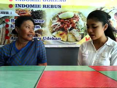 Wawancara pedagang nasi & jamu SMA Mardisiswa - YouTube