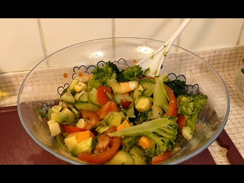 Vidéo: Salade De Saumon Et Crevettes Au Brocoli
