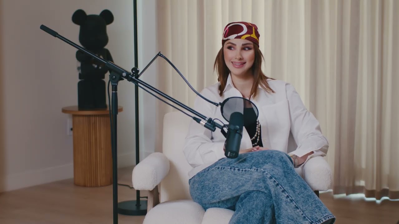 Talks with Lucy I Արմինե Անտոնյան