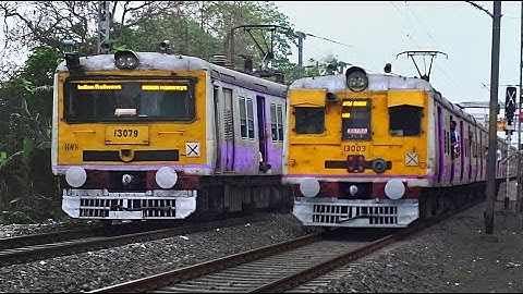 Perfect Different Model Twin EMU Local Trains Crossing | Bandel-Katwa Local meet Katwa-Howrah Local