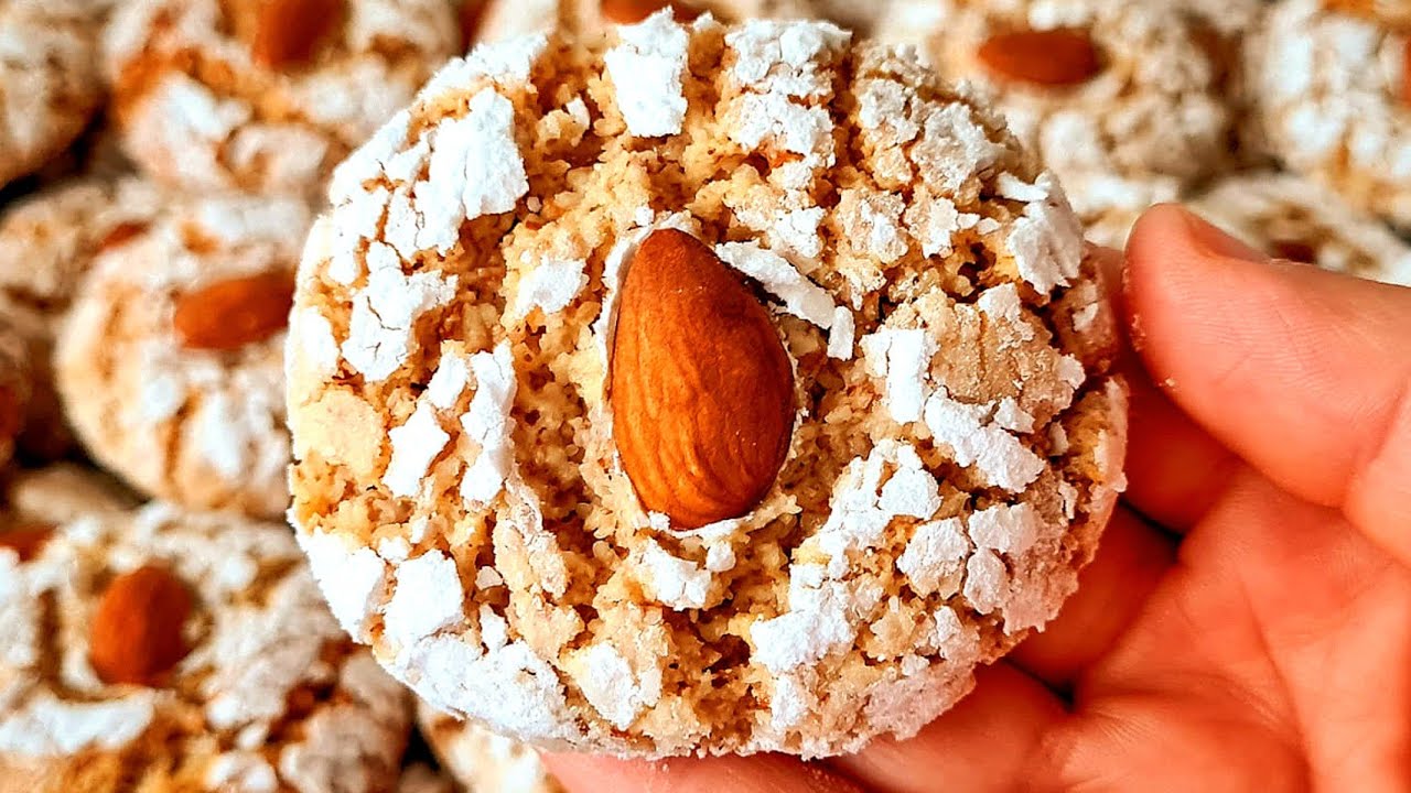 غريبة المعلكة بالكوك و اللوز (الملوزة) دايزها الكلام ناجحة و مضمونة و مقاديرها مضبوطين. كتجي خطييرة