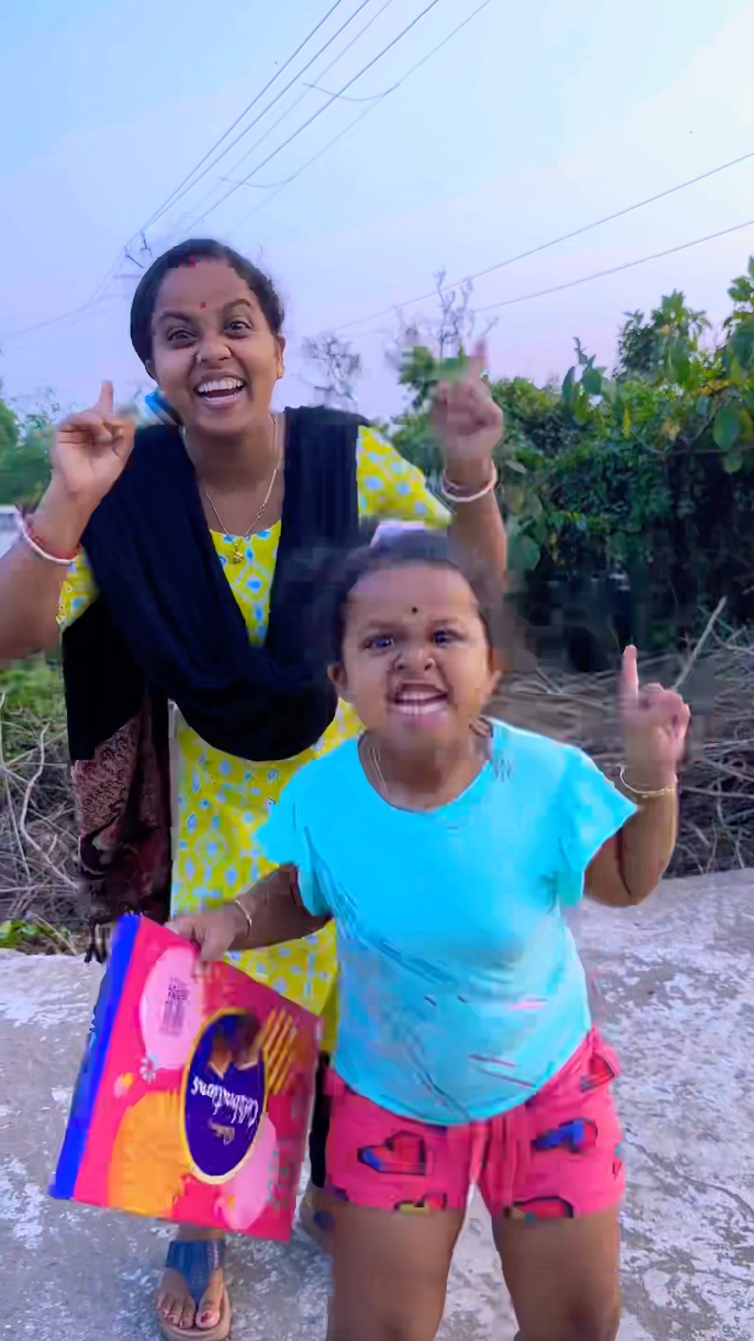 Cute Baby And Mummy dance ??❤️ #shorts #funny #trending #trendingshorts #comedy