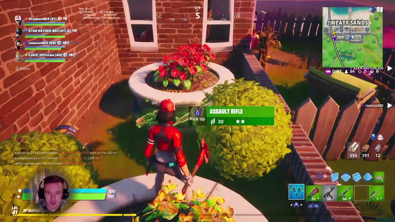 Random squad member doesn't get on well with squad in Fortnite - YouTube