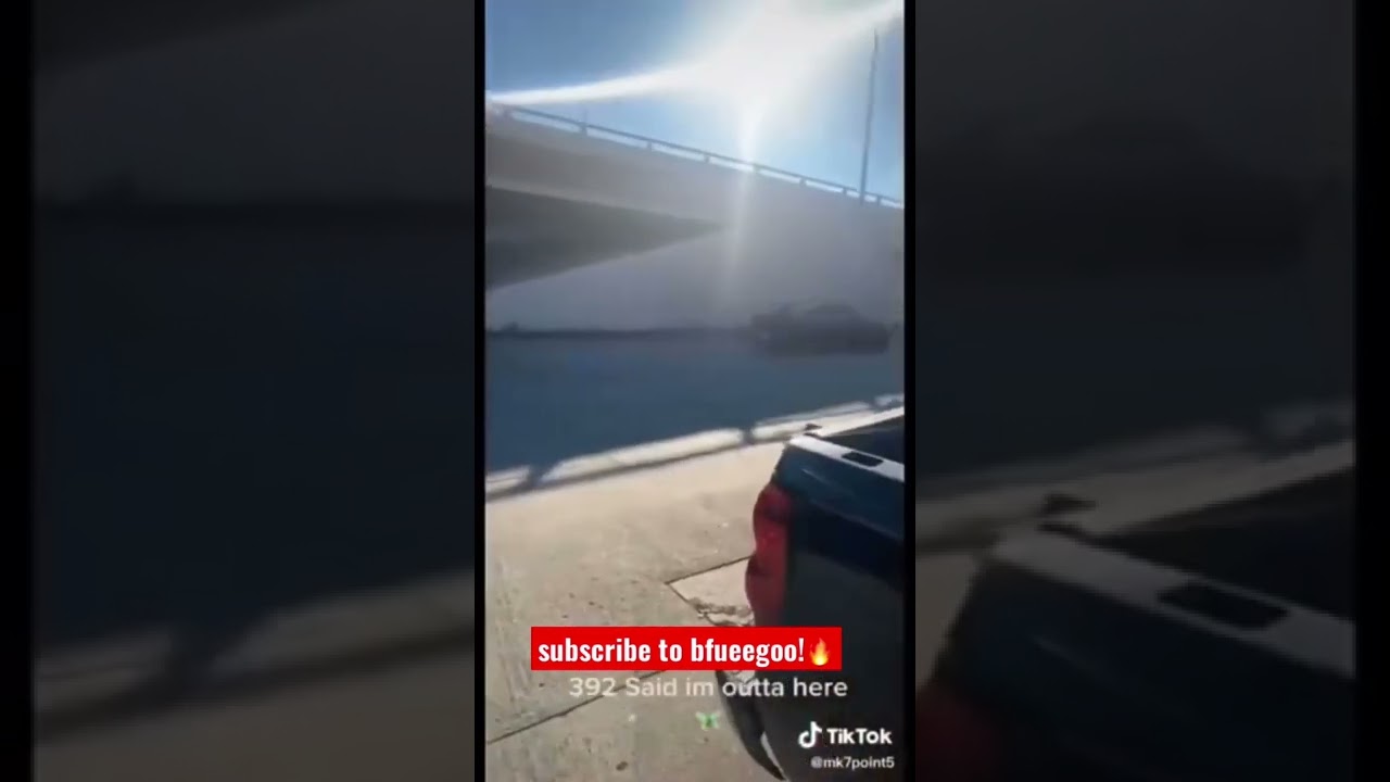 Ver 392 scatpack leaves police in the dust!👮♀️🥶 #shorts #viral #police en YouTube Ver 392 scatpack leaves police in the dust!👮♀️🥶 #shorts #viral #police en YouTube