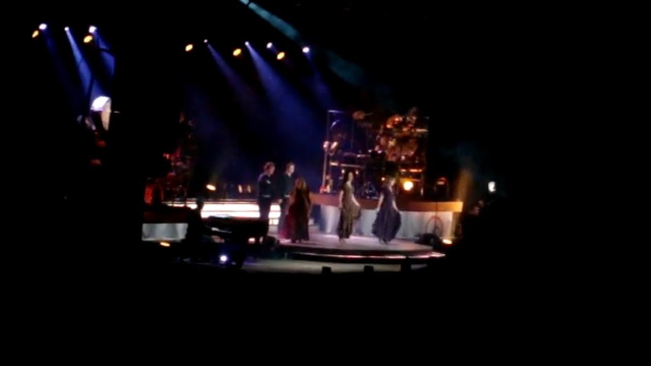 At The Ceili | Celtic Woman - Songs From The Heart - 2010 At The Ceili | Celtic Woman - Songs From The Heart - 2010