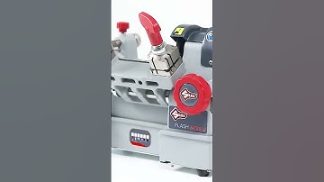 Battery Operated Key Cutting Machine | Quba Keys | Silca Flash Mobile    #keycuttingmachine