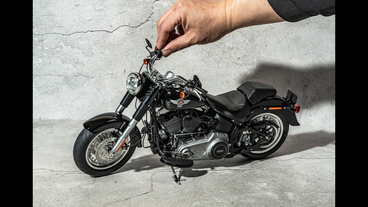 FLSTFB harley davidson FAT BOY LO 1/6 scale model bike Full build