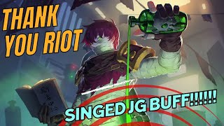 RIOT GAVE SINGED JUNGLE AN ITEM